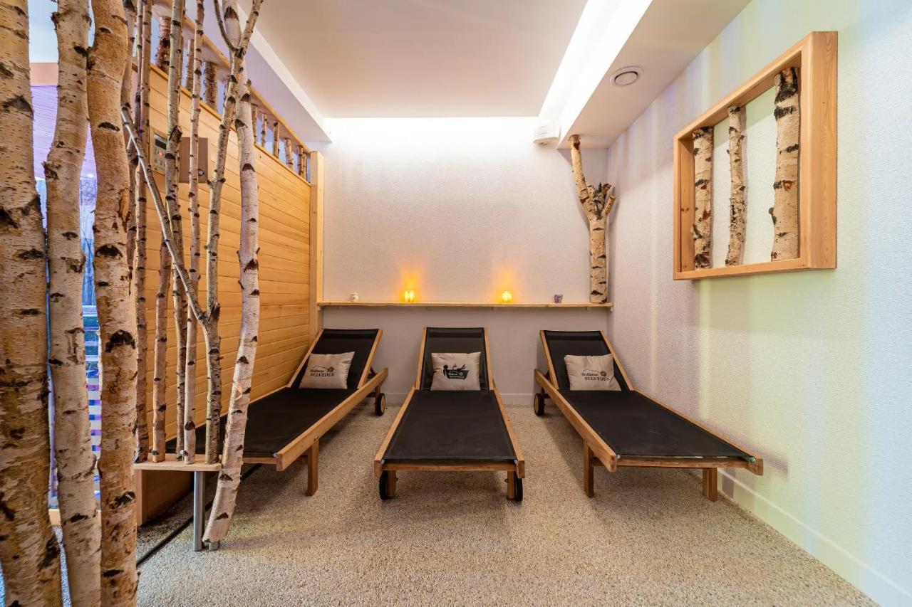 Belveder Aparthotel 3*